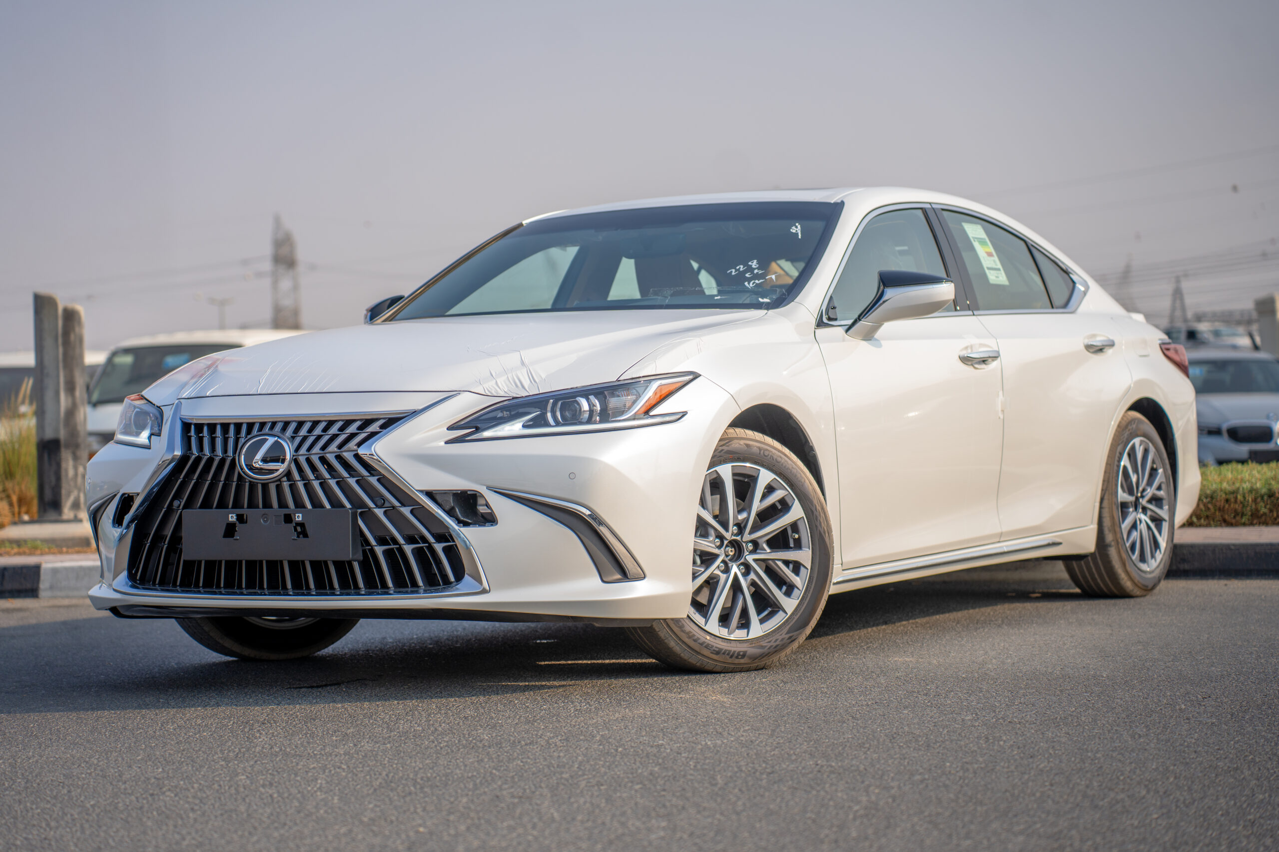 Lexus ES 300H 2025